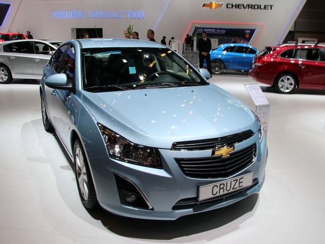 CRUZE Ph II - 4 portes 2012-2015